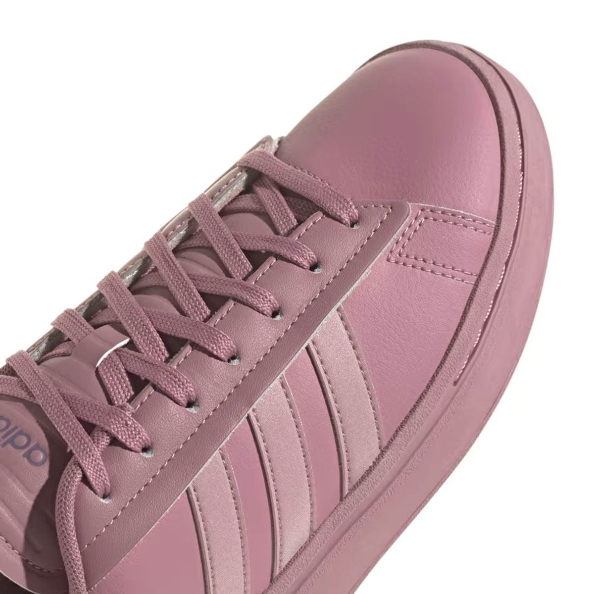 Grand Court Alpha A1590