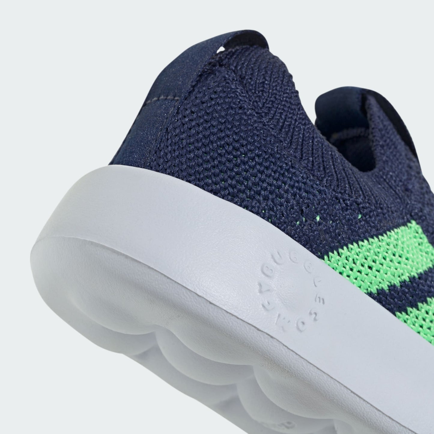 BUBBLECOMFY I (A221)