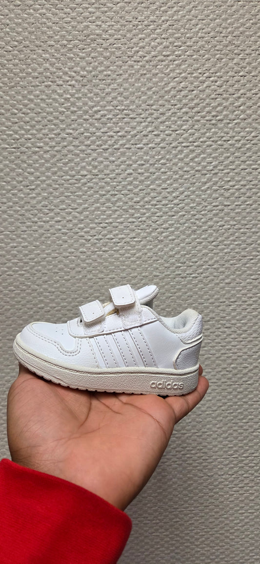 Hoops 2.0 CMF I (A1117)